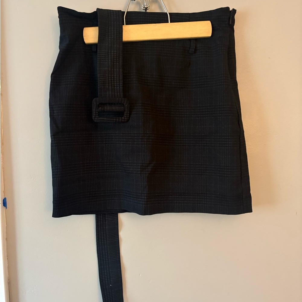 Have Black Checkered Skirt with Belt